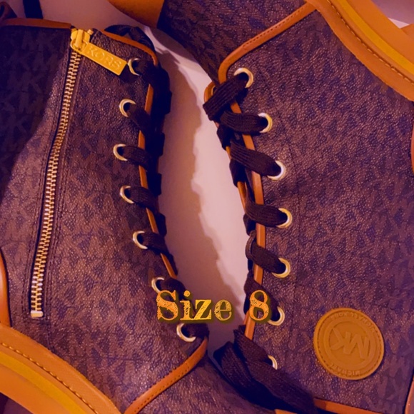 MK boots - Picture 1 of 1